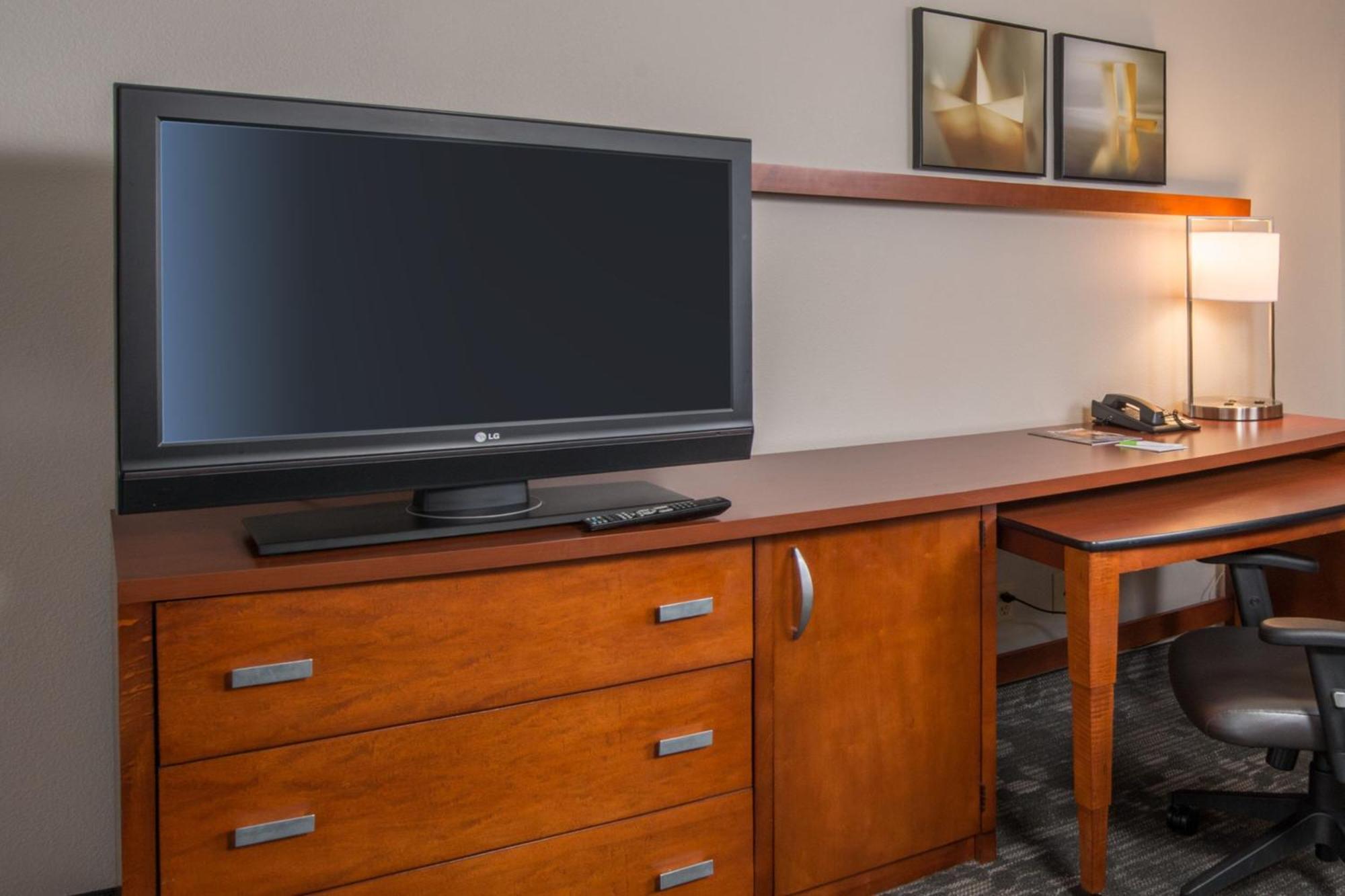 Courtyard By Marriott Fairfax Fair Oaks Otel Dış mekan fotoğraf